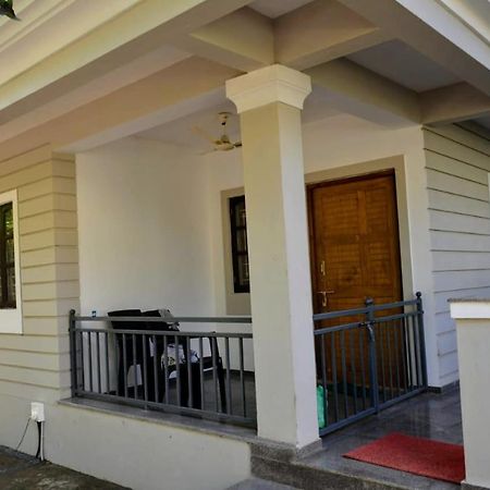 Dsk Studio Apartment, Siolim, Goa. Exteriör bild
