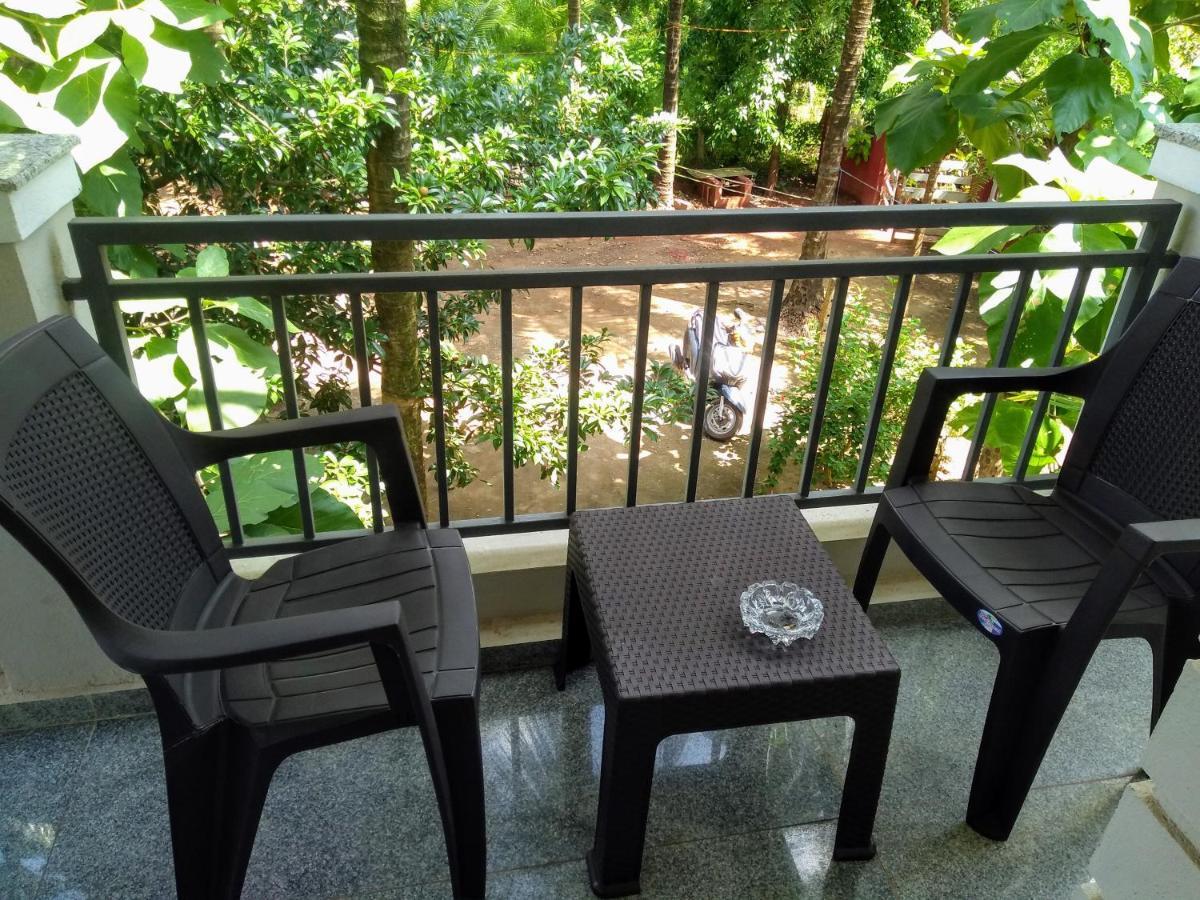 Dsk Studio Apartment, Siolim, Goa. Exteriör bild