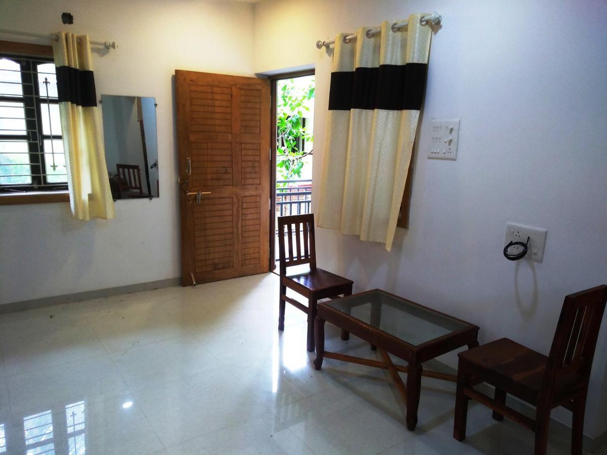 Dsk Studio Apartment, Siolim, Goa. Exteriör bild